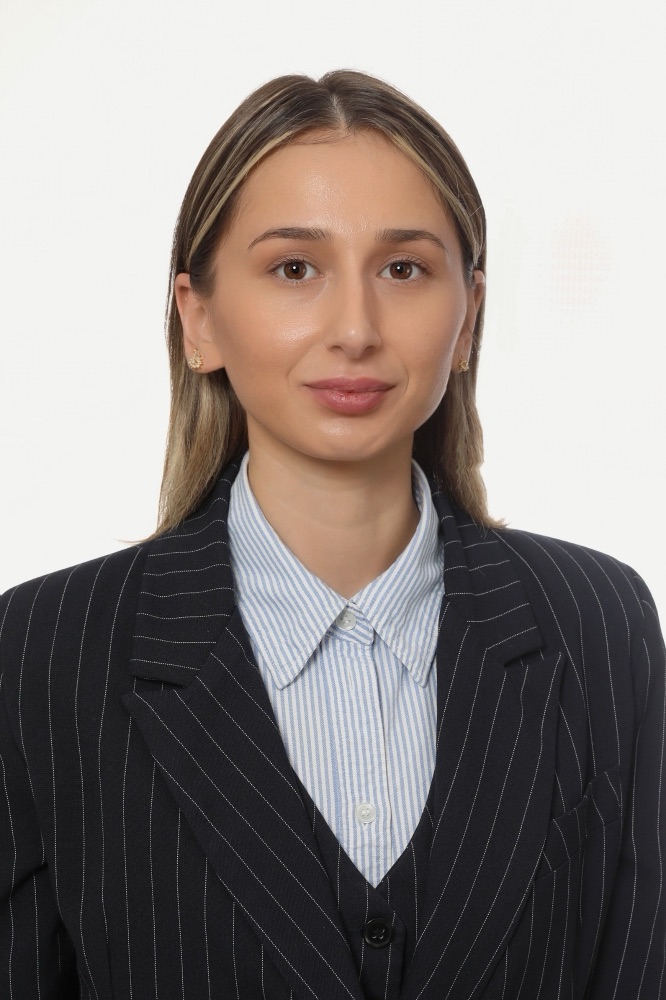Porträt von Kristine Malazonia